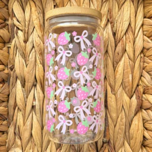 Coquette Strawberries Clear 16 oz. Glass Cup